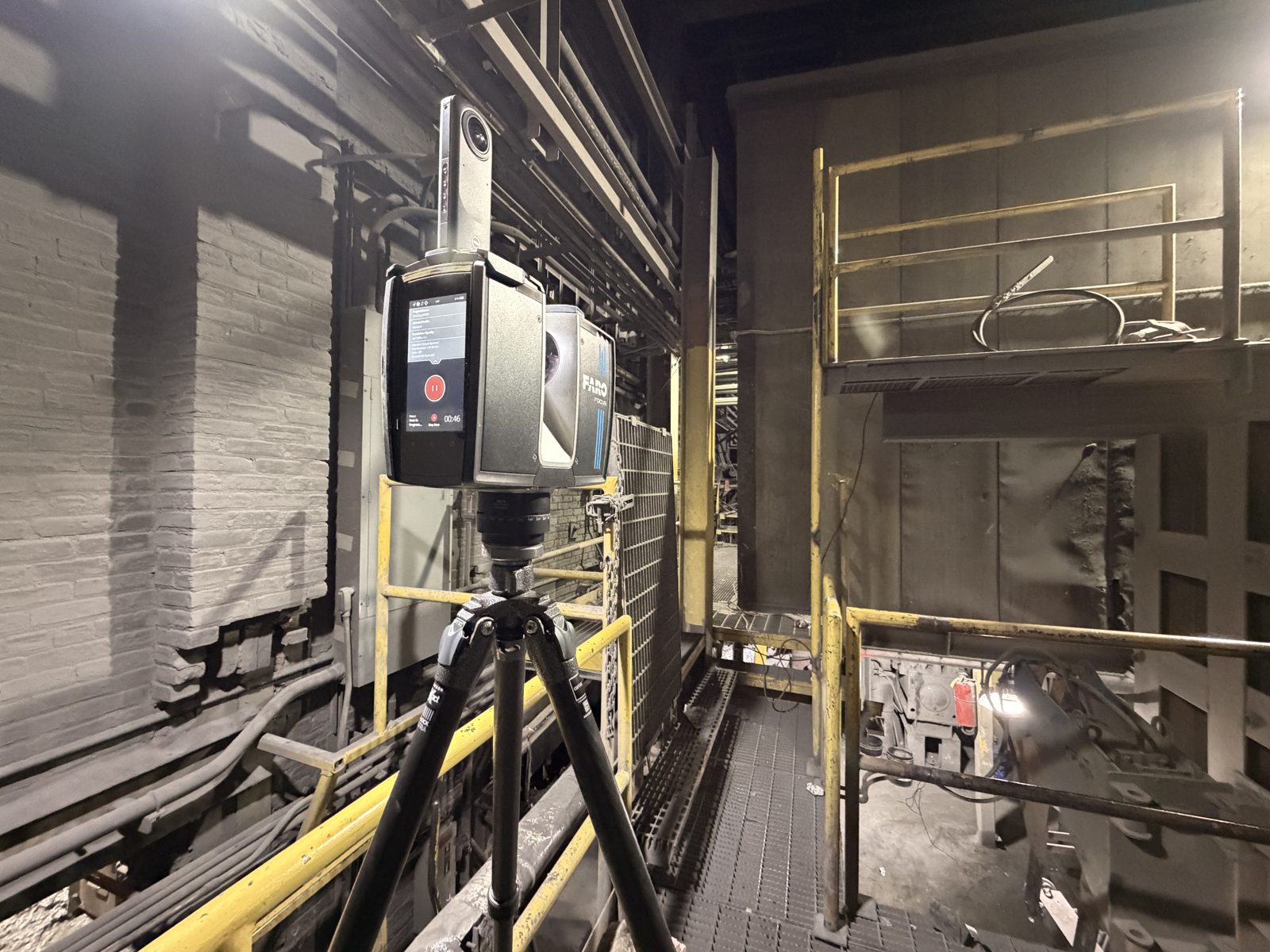 Laser scanner inside a live industrial plant